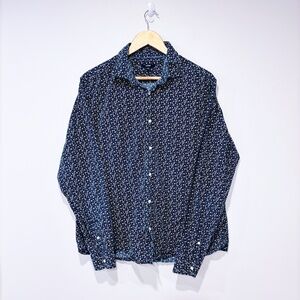 KIABI Blue floral shirt
